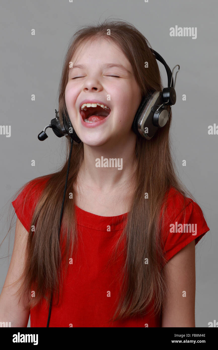 The singing kid hi-res stock photography and images - Alamy