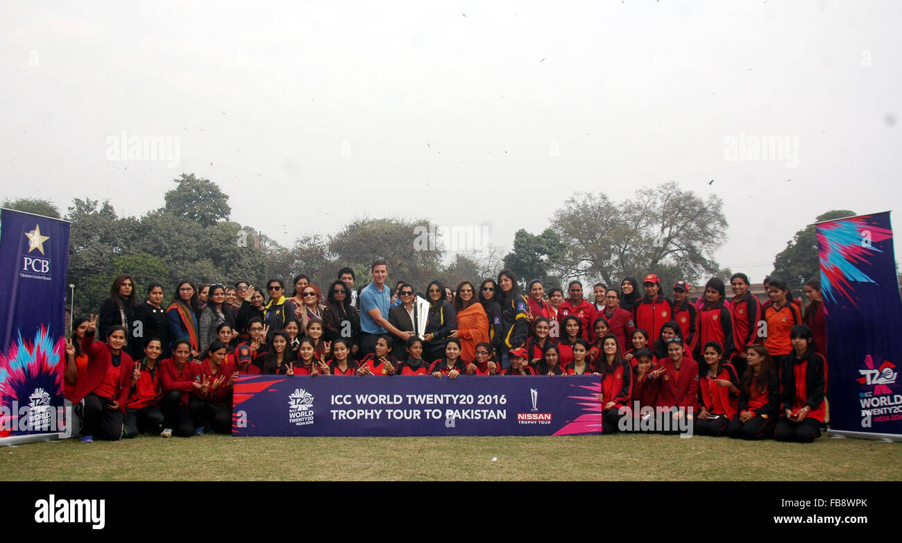 Lahore. 12th Jan, 2016. Pakistani women cricketers pose for a photo with the ICC 2016 World Twenty20 trophy during a ceremony in eastern Pakistan's Lahore on Jan. 12, 2016. The International Cricket Council (ICC) 2016 World Twenty20 trophy has reached Pakistan for a two-day tour. Credit:  Sajjad/Xinhua/Alamy Live News Stock Photo