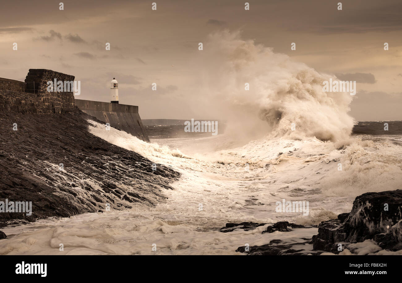 Storm Desmond hits Porthcawl and crash into the lighthouse and pier in South Wales, UK. Stock Photo