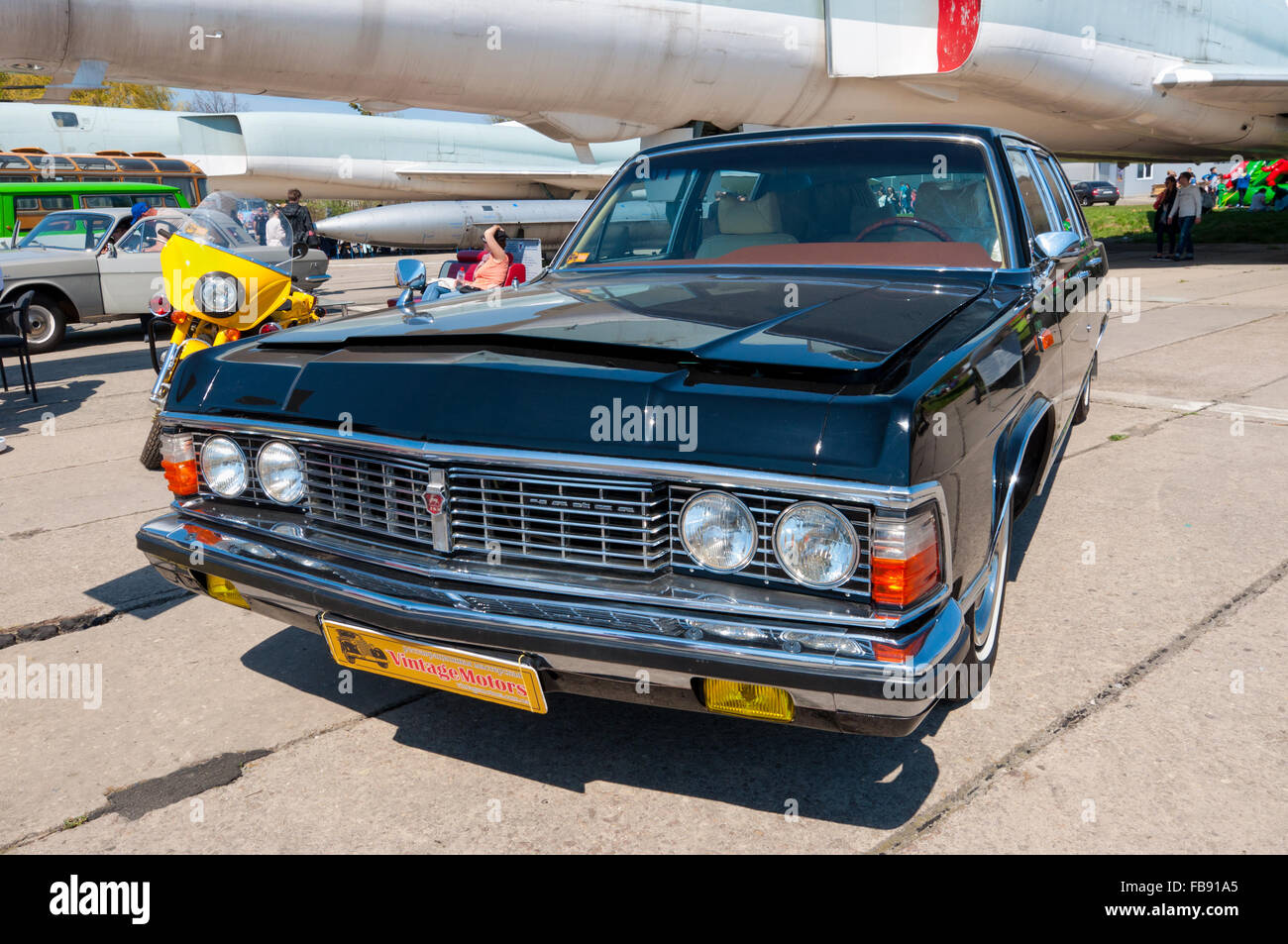 The festival 'Old Car Fest 2015', showed an representative black GAZ-14 'Chaika' vintage model a Stock Photo