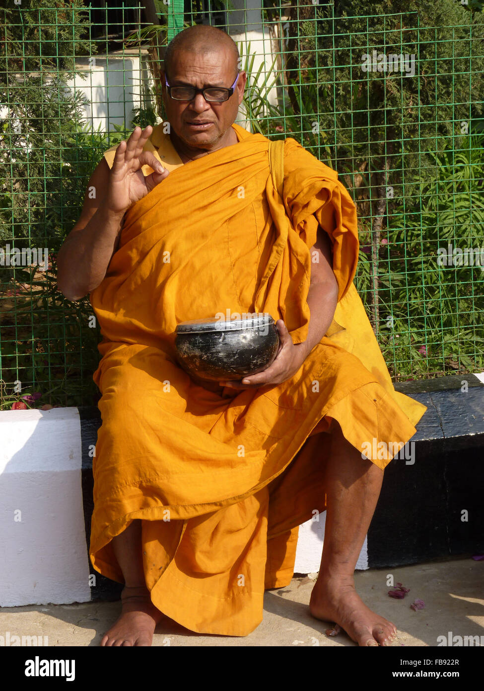 STEVE HARRISON Monk's Begging Bowl 1997年 STEVE HARRISON Monk's Begging Bowl 1997年 - メルカリ