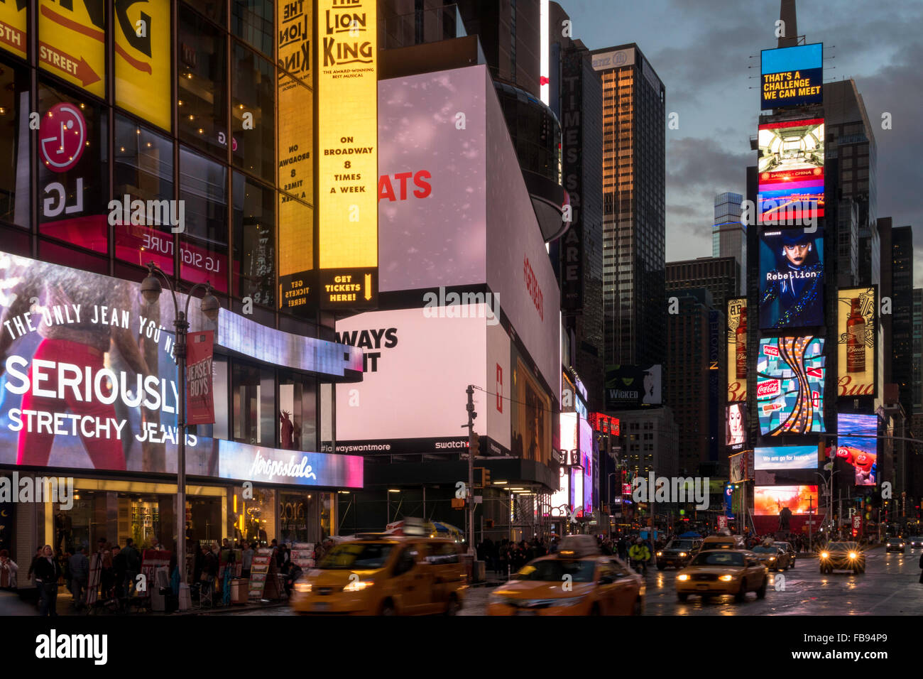 Electronic Billboards Light Up Times Square at Night, NYC Stock Photo Alamy