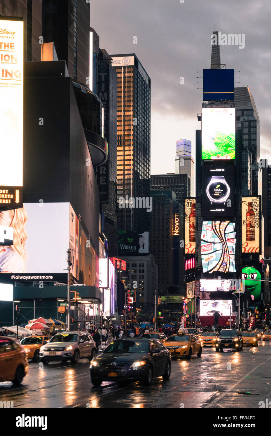 Electronic Billboards Light Up Times Square at Night, NYC Stock Photo Alamy