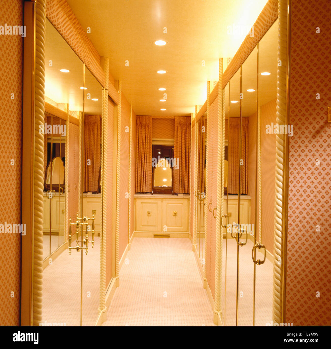 Fitted wardrobes hires stock photography and images Alamy