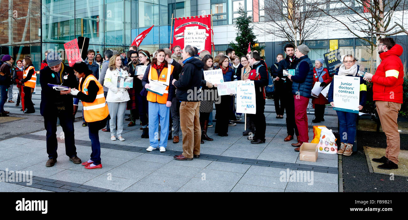 Qa hospital portsmouth hires stock photography and images Alamy