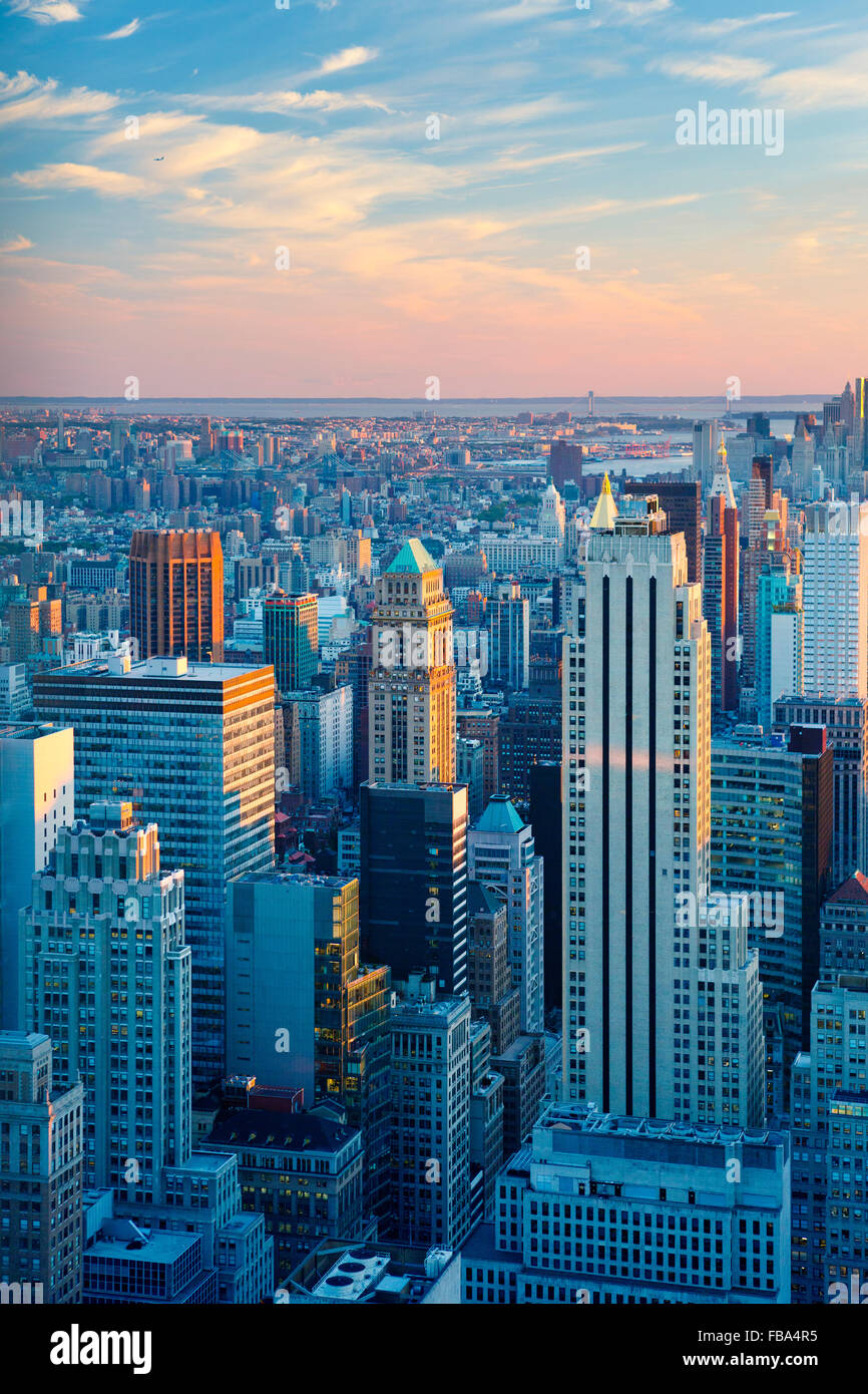 New york sunrise hi-res stock photography and images - Alamy