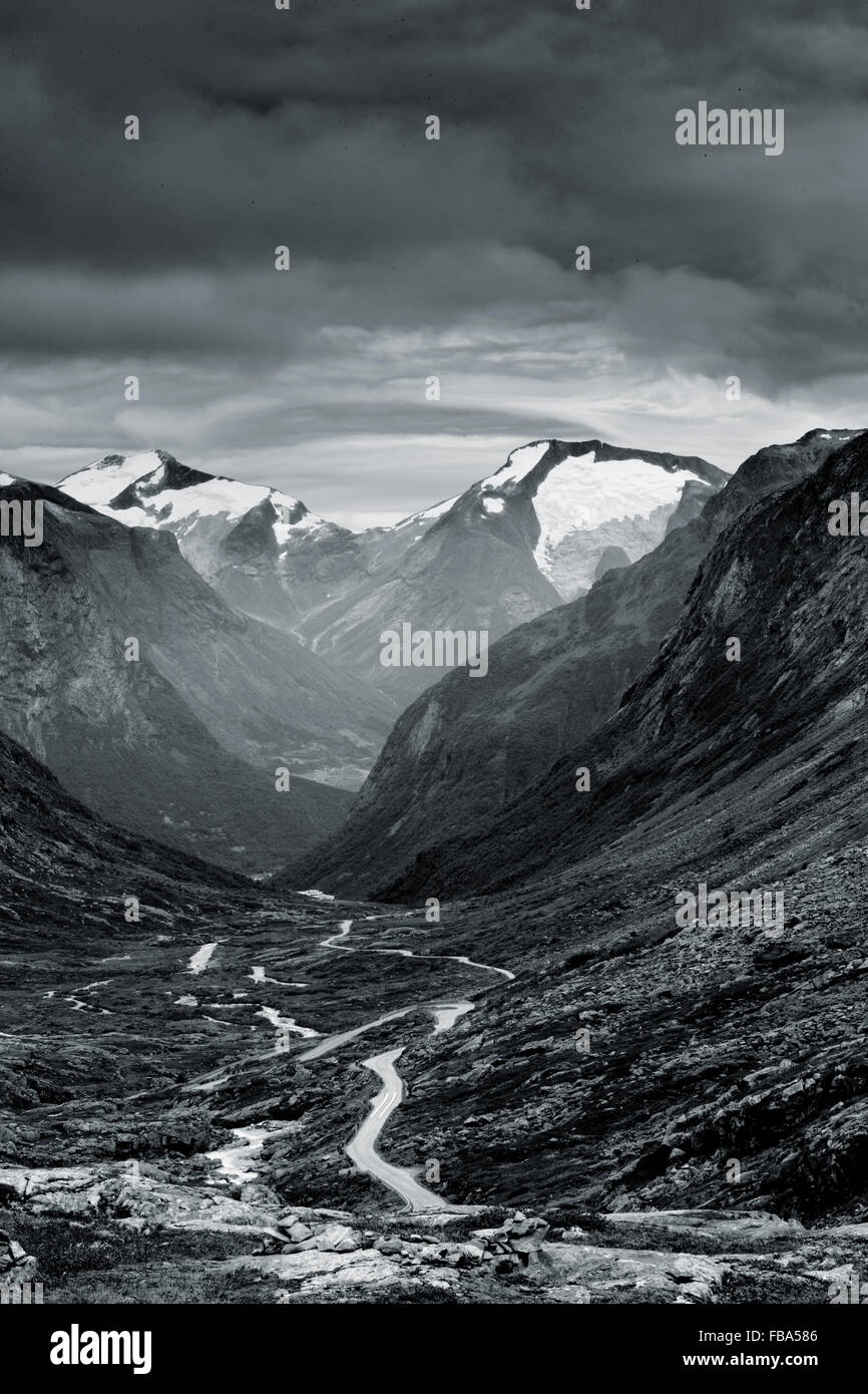 Norway, Sogn og Fjordane, Stryn, Geirangerfjord, View along mountain valley with winding road at bottom Stock Photo