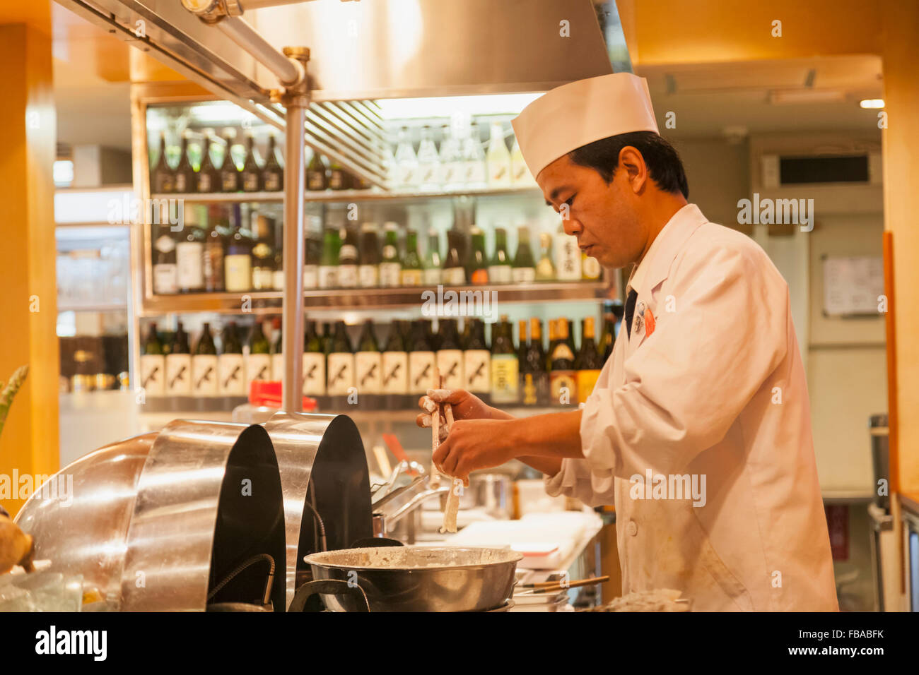 Japan, Honshu, Tokyo, Tempura Restaurant, Chef Cooking Tempura Stock Photo Alamy
