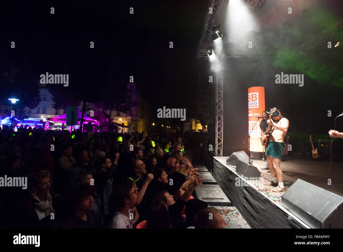 Ac dc cover band hi-res stock photography and images - Alamy