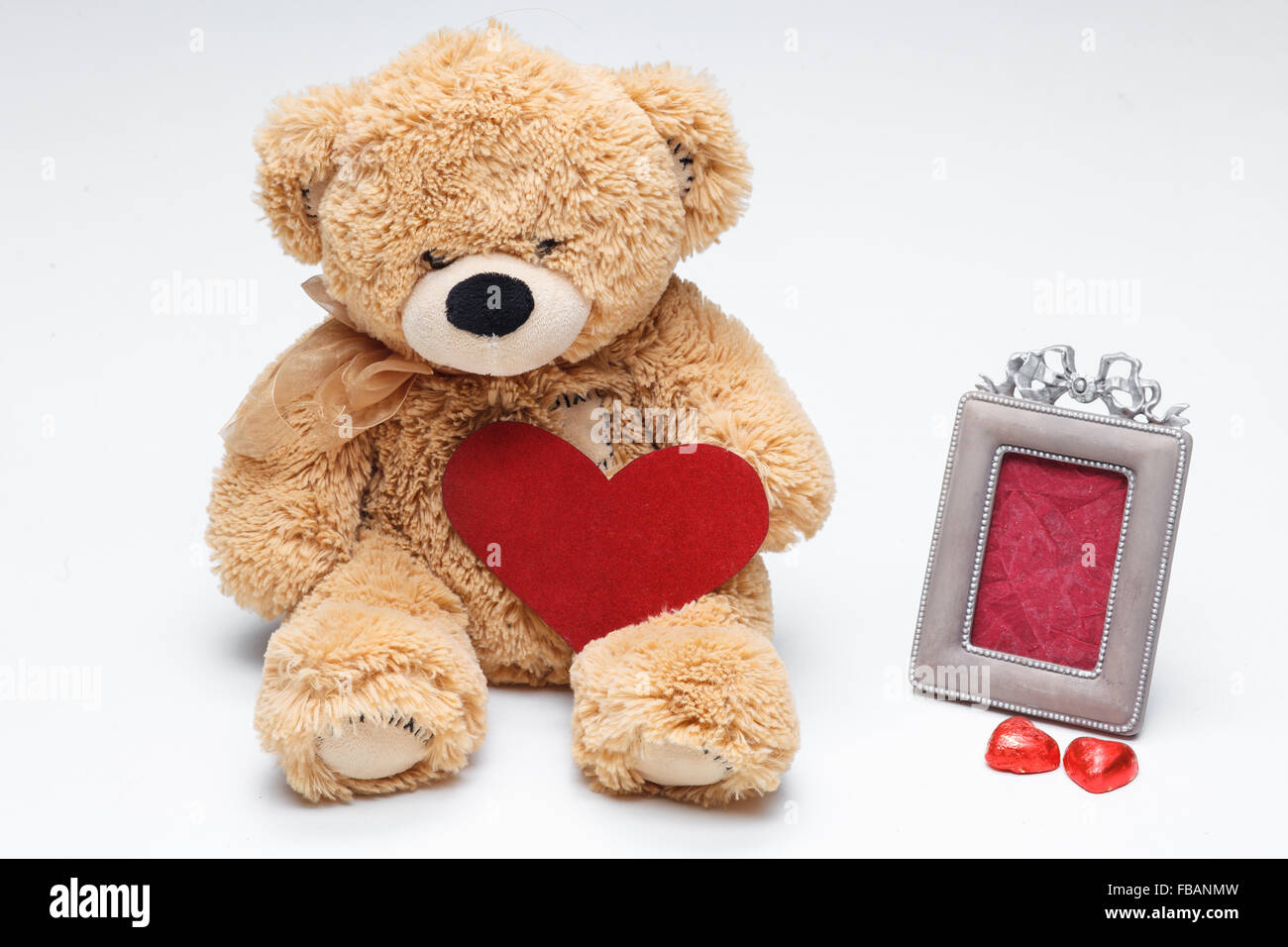 Teddy Bears couple with red heart. Valentines Day concept Stock Photo ...