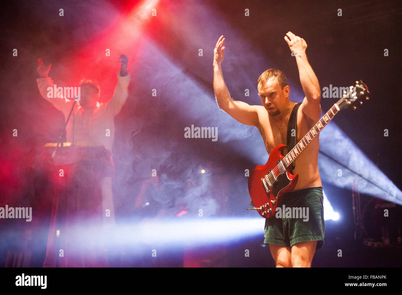 Ac dc cover band hires stock photography and images Alamy