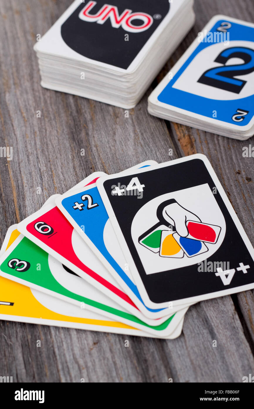 Uno game card hi-res stock photography and images - Alamy