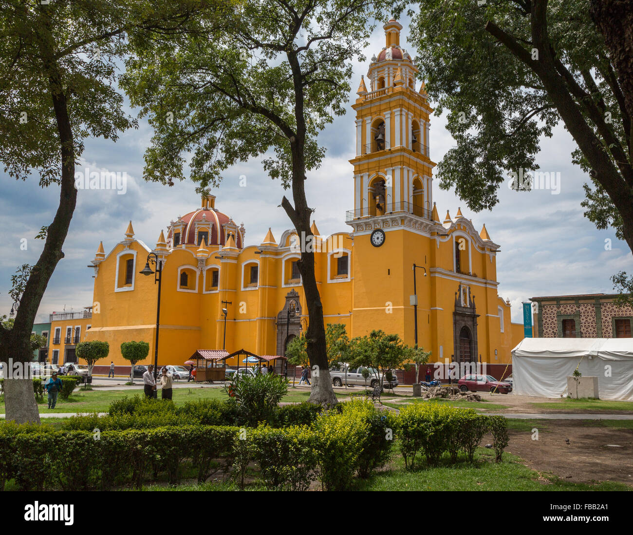 Parroquia san pedro apostol cholula hi-res stock photography and images ...