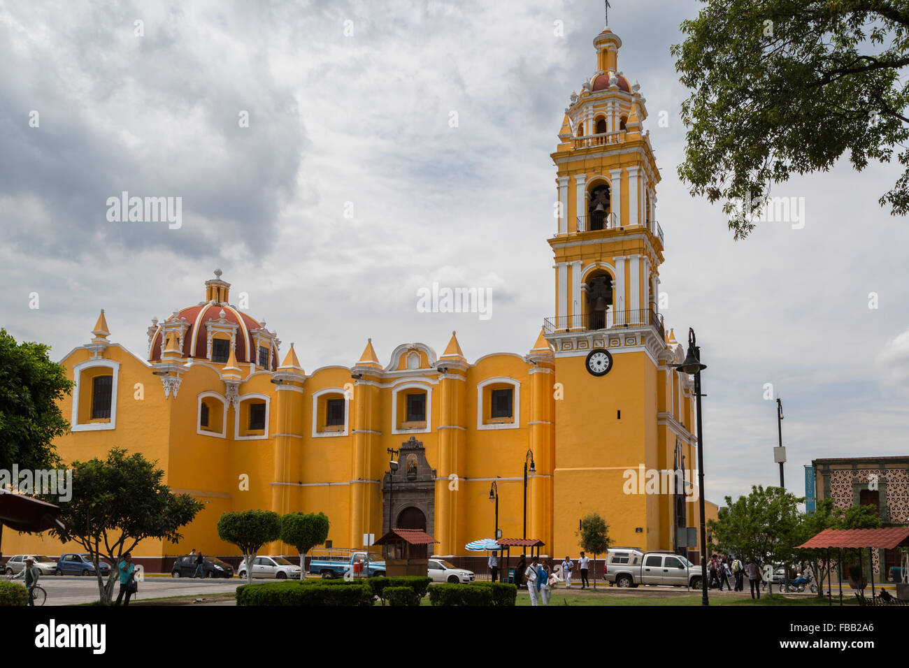 Iglesia de san pedro apostol hi-res stock photography and images - Alamy