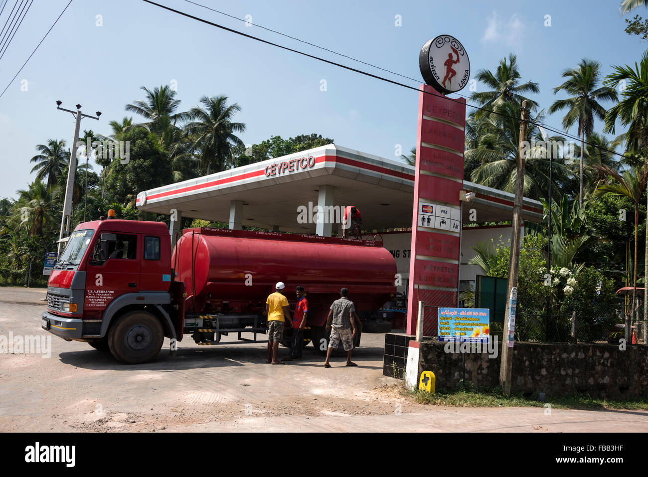 Ceypetco hires stock photography and images Alamy