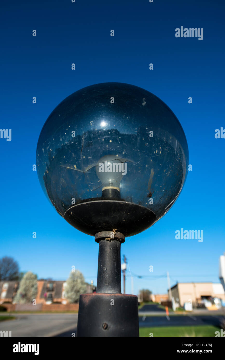 Broken street light hires stock photography and images Alamy