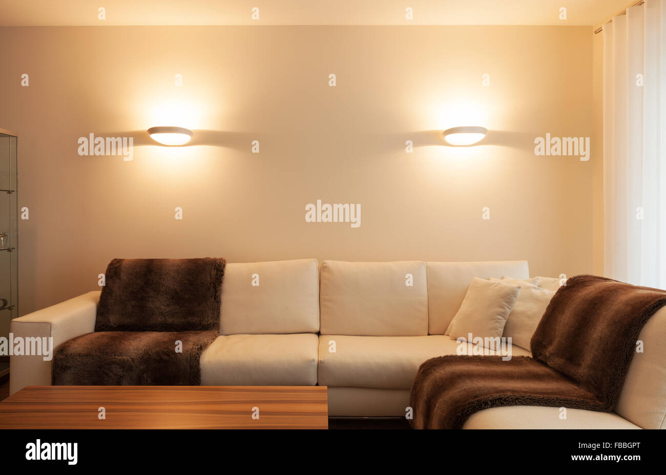 Modern living room hi-res stock photography and images - Alamy