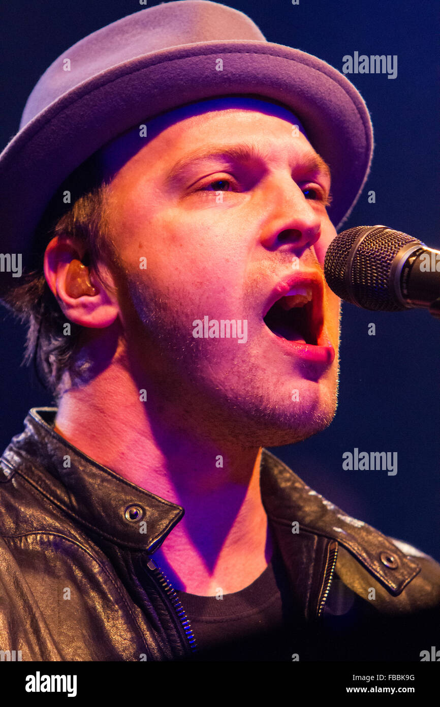 Degraw gavin hires stock photography and images Alamy