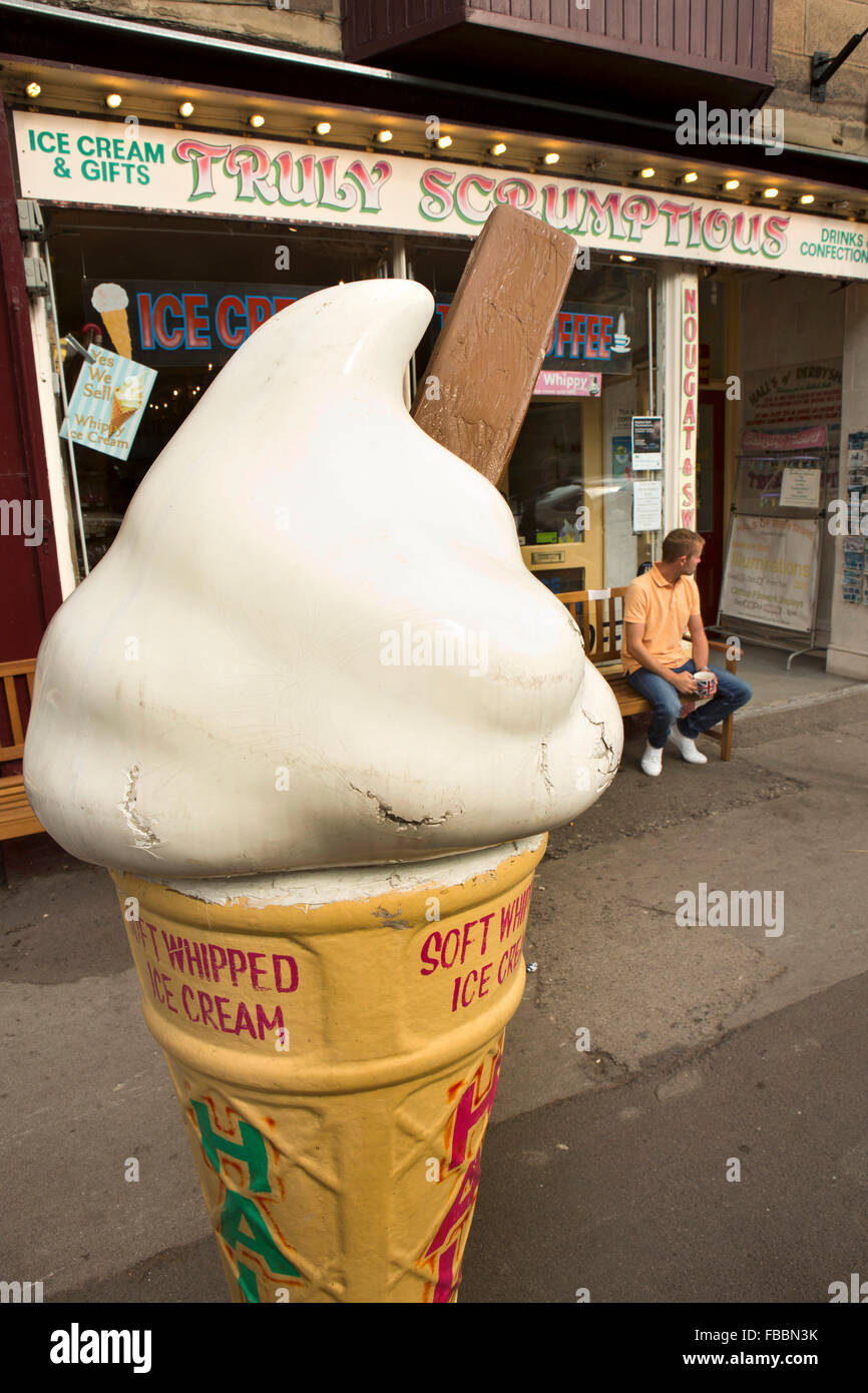 Giant icecream cone hires stock photography and images Alamy