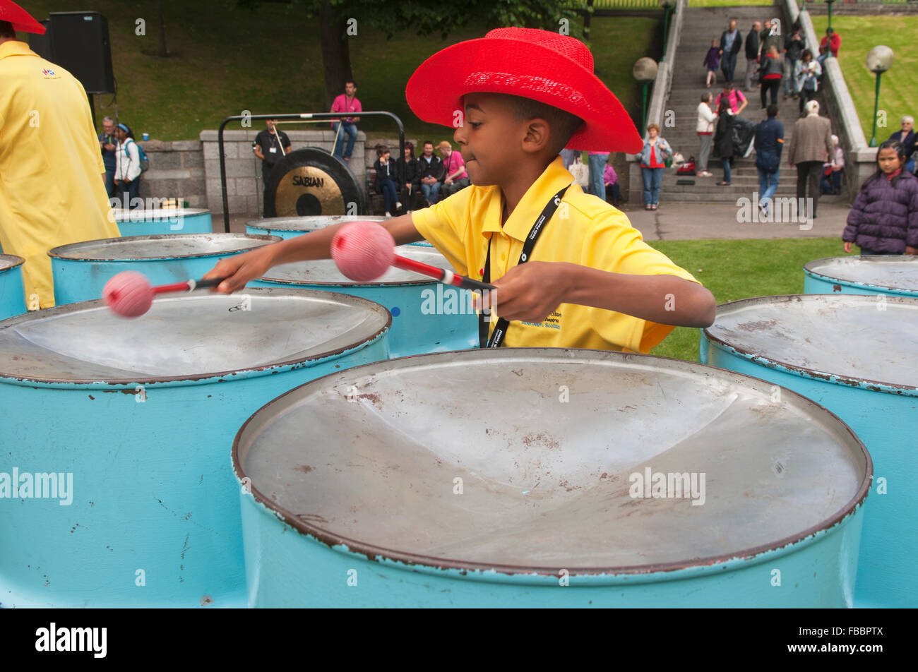 Steel drum bands hires stock photography and images Alamy