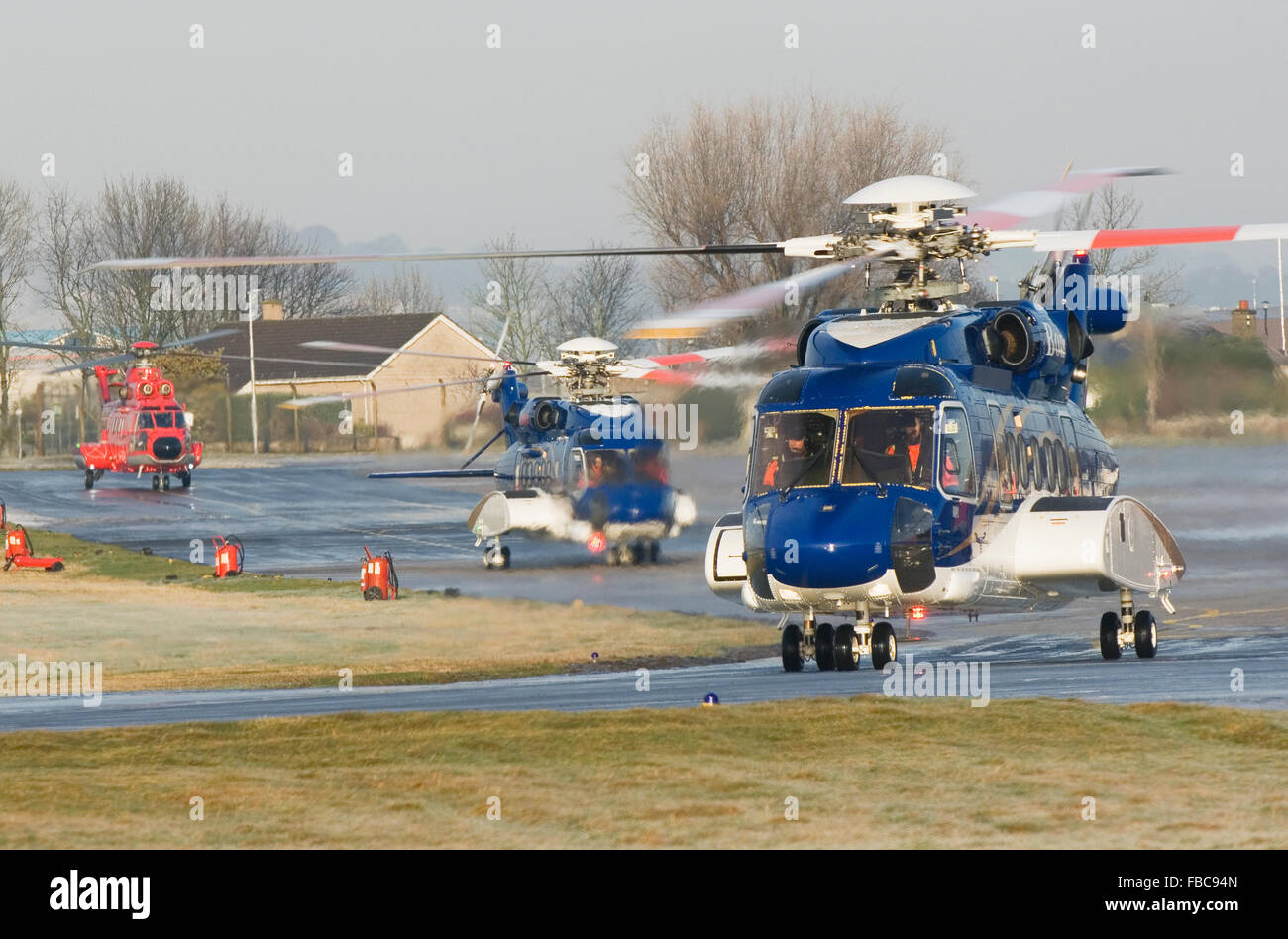 North sea helicopters hi-res stock photography and images - Alamy