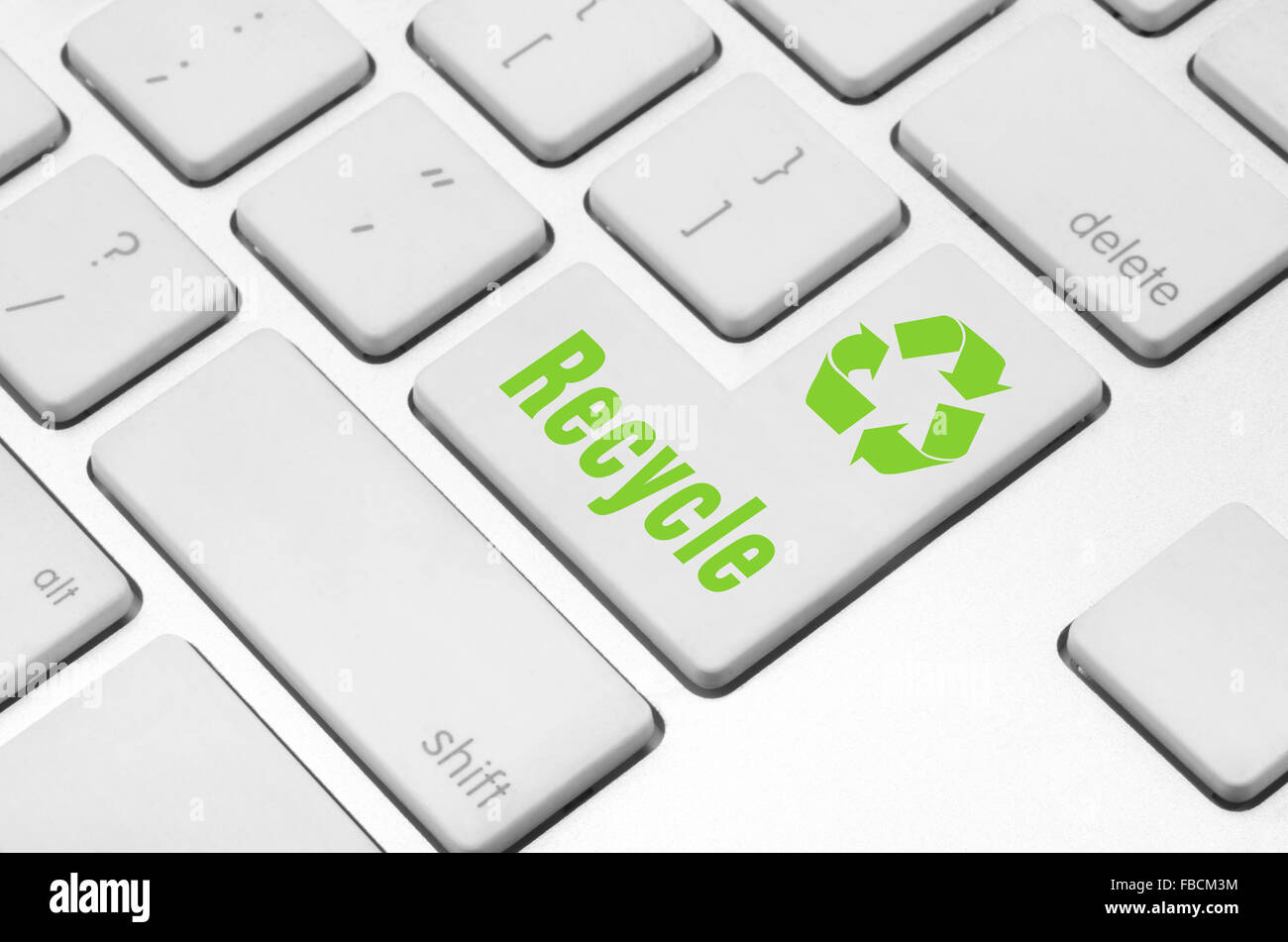 Recycle on the computer keyboard Stock Photo Alamy