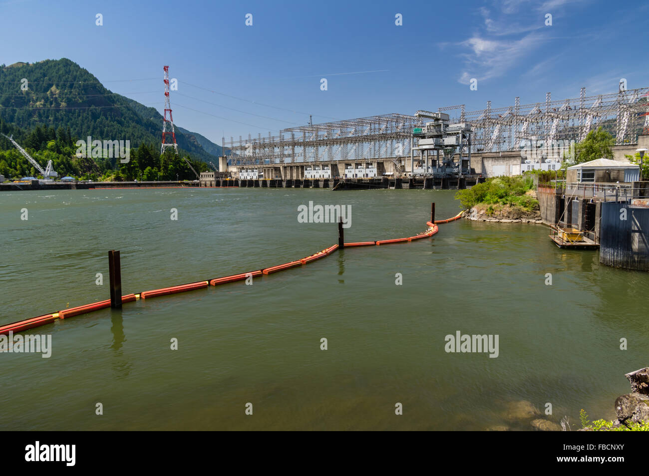 Bonneville Dam hydropower dam on the Columbia River. Cascade Locks