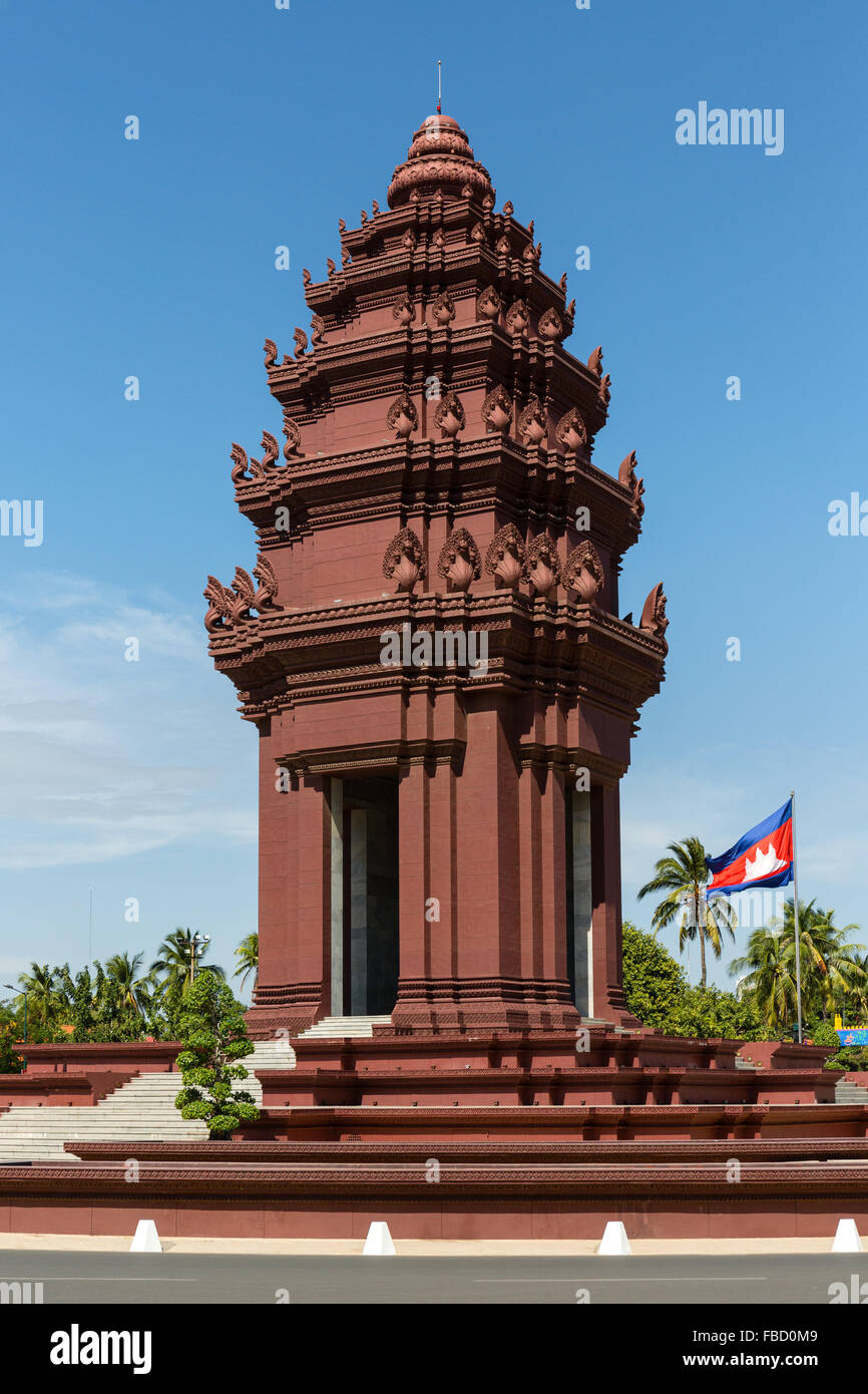 Cambodian flag at the Independence Monument, Phnom Penh, Cambodia Stock Photo