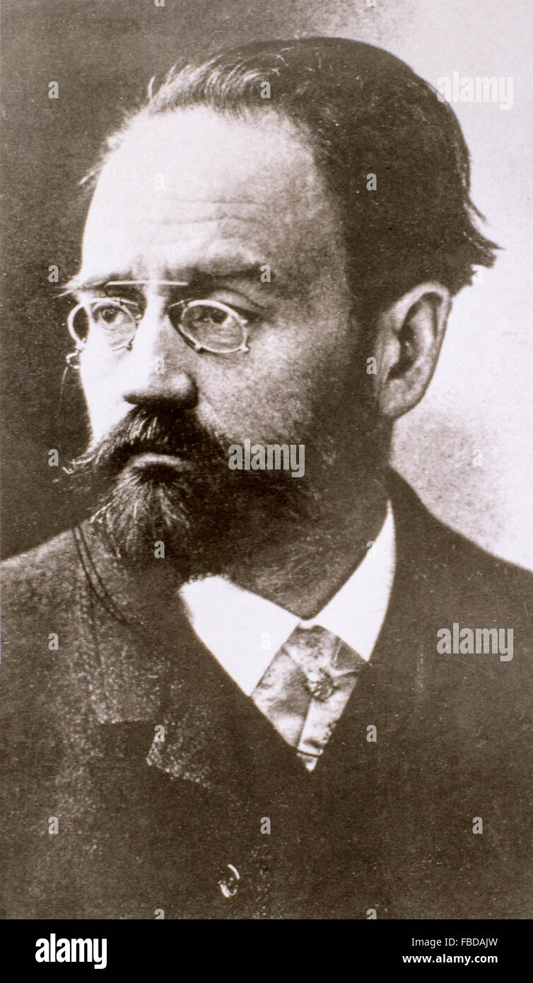 Émile Édouard Charles Antoine Zola (Paris, 2th April 1840 – Paris, 29 September 1902) writer, journalist, essayist, literary critic and French photographer Stock Photo