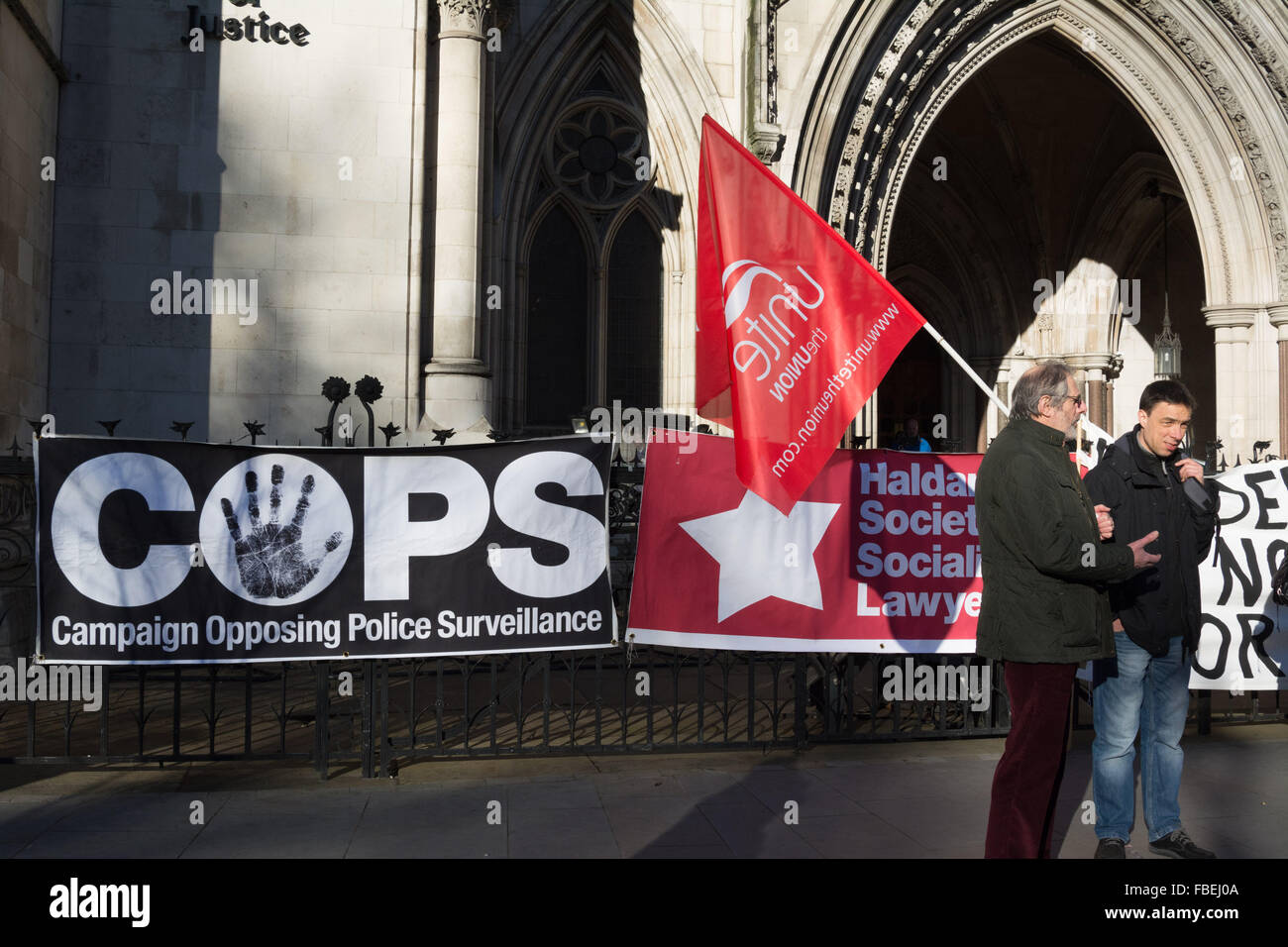 Royal Courts of Justice, London, UK 15th January 2016. Campaigners hold a solidarity picket prior to a hearing into the use of undercover police officers in the infiltration of environmental and social justice campaigns. Kate Wilson, the woman whose case is being heard during today's hearing had a two year relationship with undercover officer Mark Kennedy (cover name Mark Stone) between 2003 and 2005. Credit:  Patricia Phillips/Alamy Live News Stock Photo