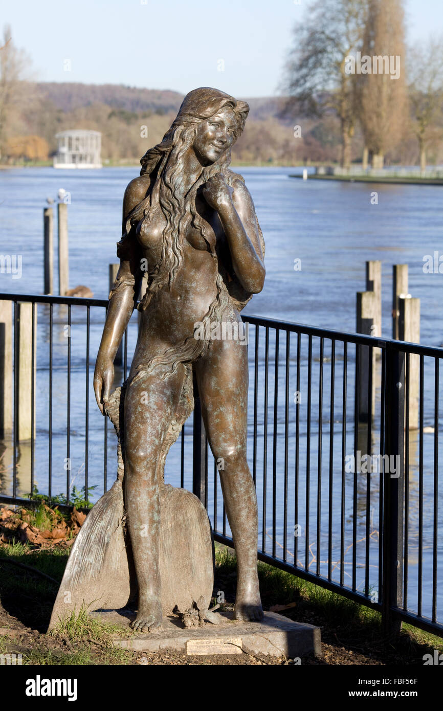 Mermaids statue hires stock photography and images Alamy