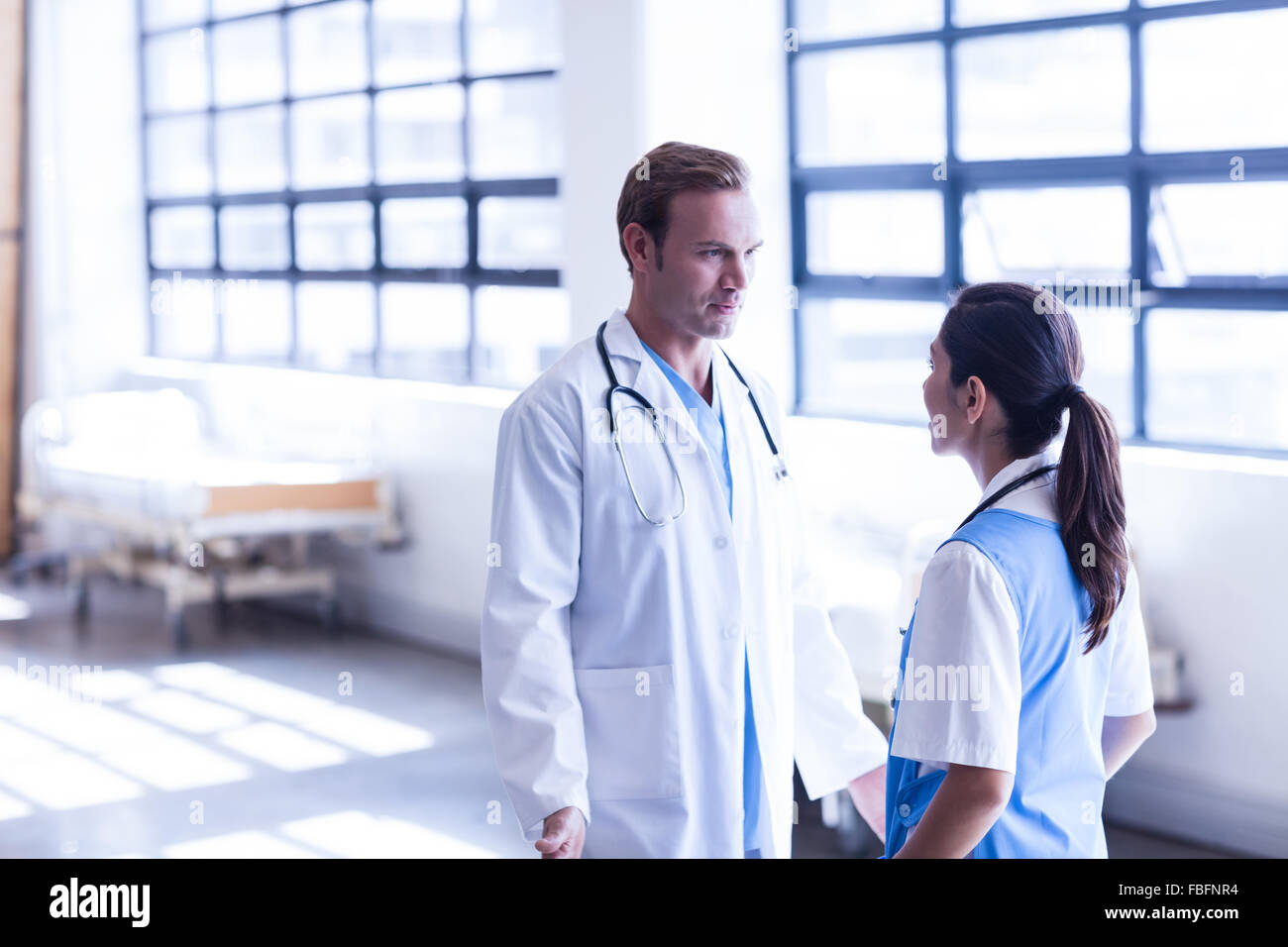 Medical team communication hi-res stock photography and images - Alamy