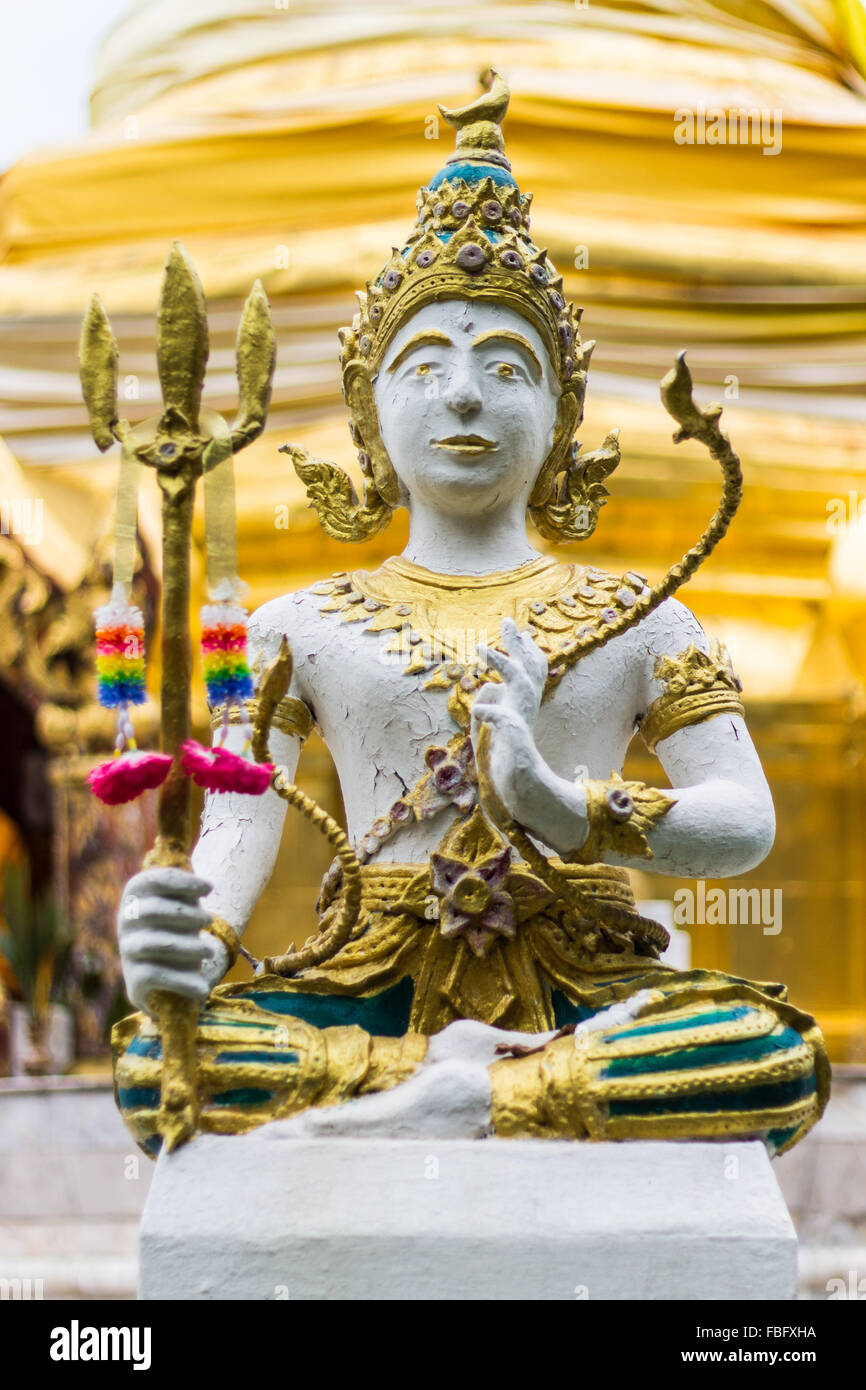 Thai angels statue in Temple Stock Photo Alamy