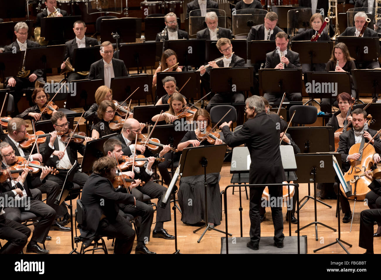 Wroclaw, Poland. 15th January, 2016. Opening weekend Wroclaw European Capital of Culture in 2016. Concert the Symphony Orchestra of the National Forum of Music under the baton Ernst Kovacic project Beautiful Mind - Mercouri / Xenakis Credit:  Piotr Dziurman/Alamy Live News Stock Photo