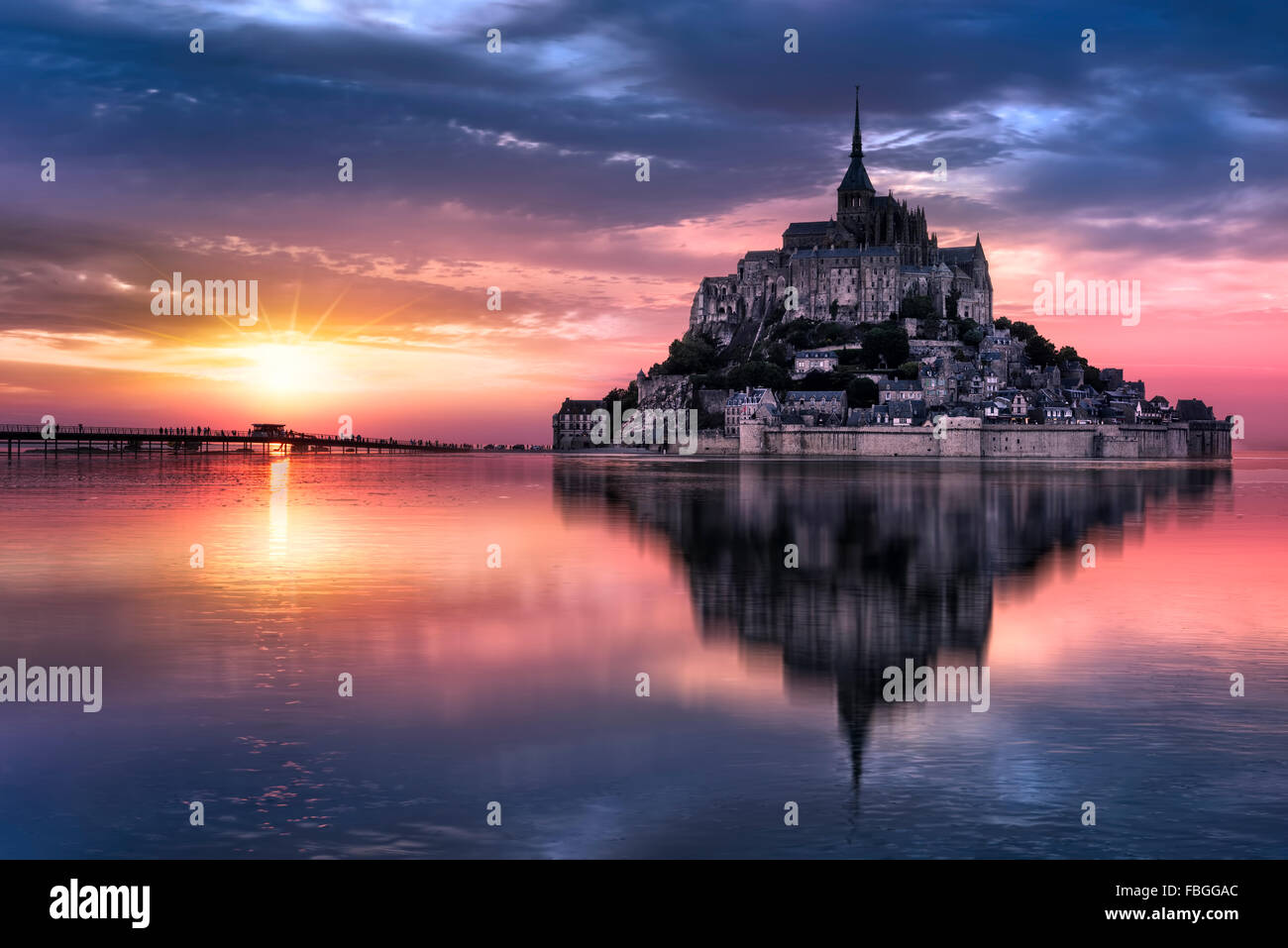 Le Mont-Saint-Michel at sunset, Normandie, Bretagne, France, Europe Stock Photo