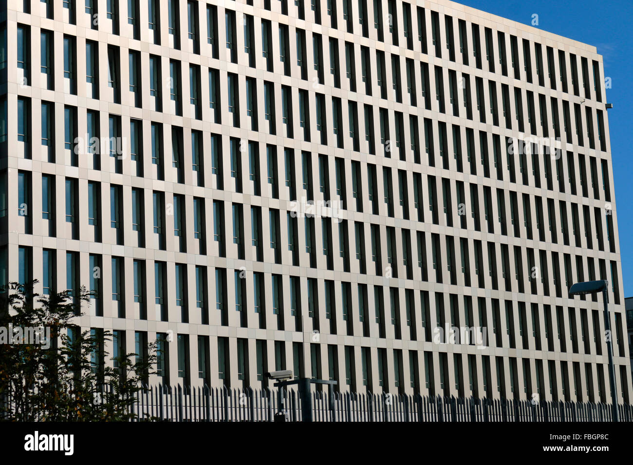 Fassade der neuen Zentrale des Bundesnachrichtendienstes BND, Berlin. Stock Photo