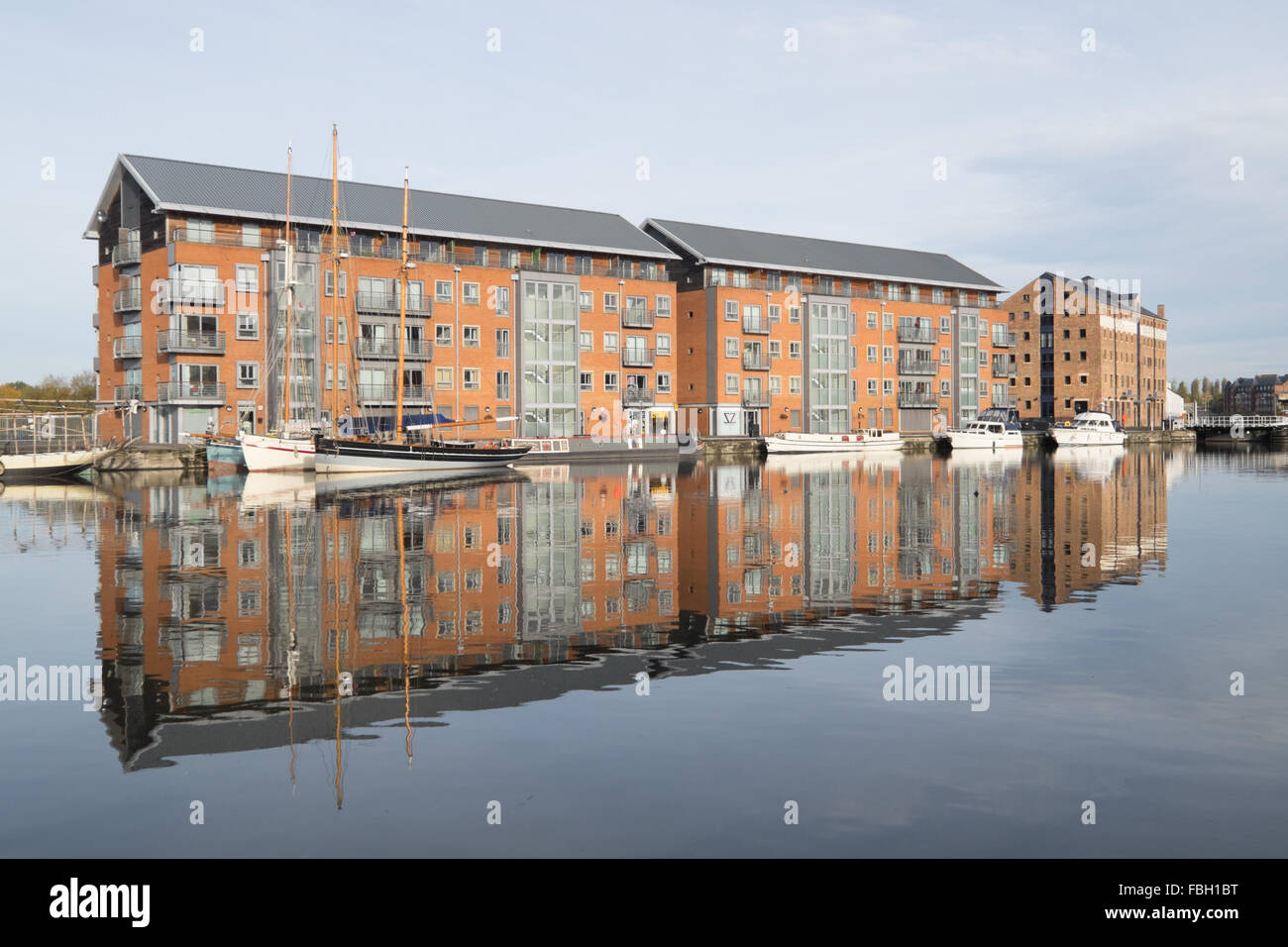 Apartments and moorings at Gloucester docks in England Stock Photo Alamy