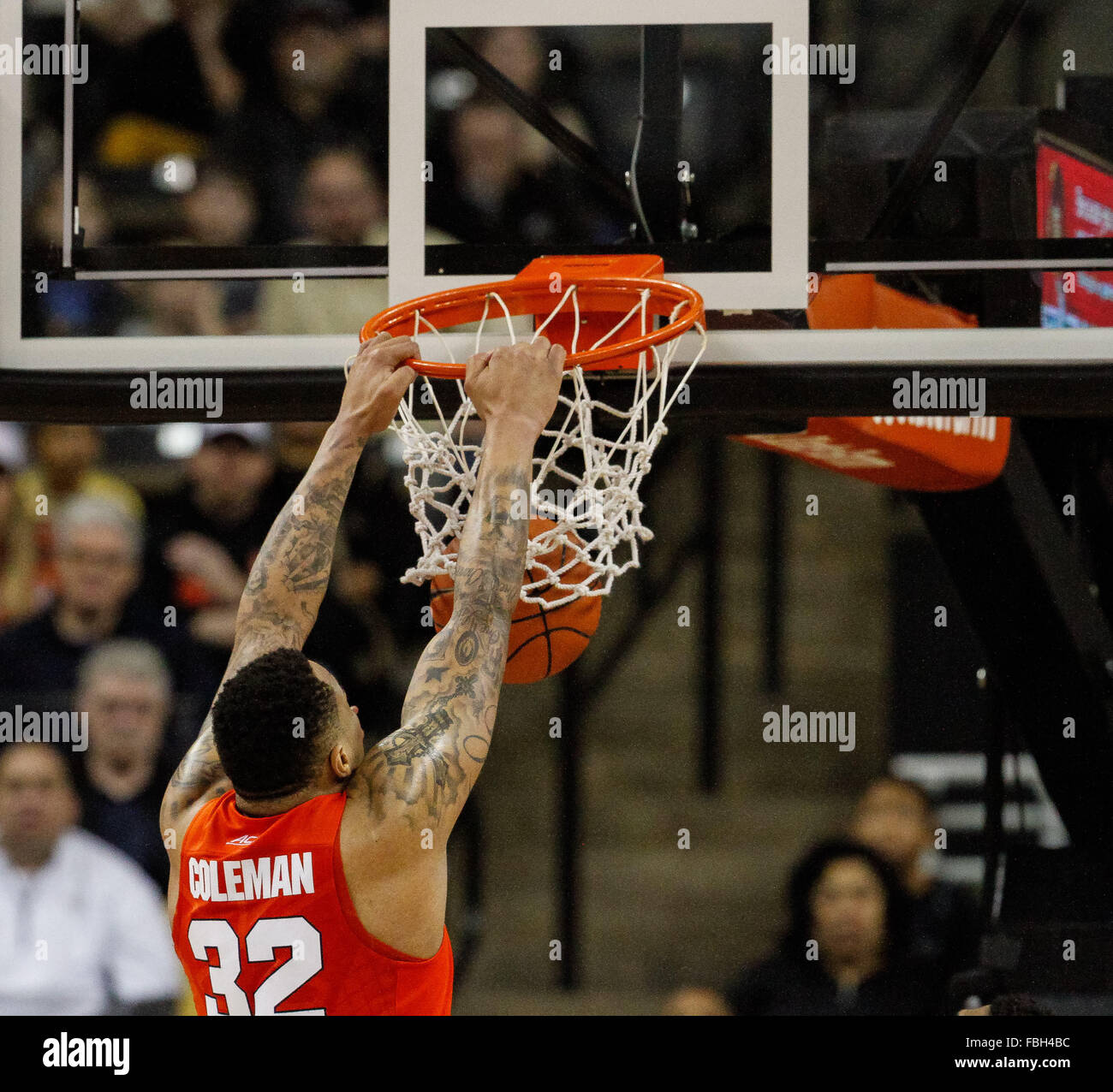 Winston-Salem, NC, USA. 16th Jan, 2016. DaJuan Coleman (32) of the Syracuse Orange with the slam in the NCAA Basketball match-up between the Syracuse Orangemen and the Wake Forest Demon Deacons at Lawerence Joel Veteran Memorial Coliseum in Winston-Salem, NC. Scott Kinser/CSM/Alamy Live News Stock Photo