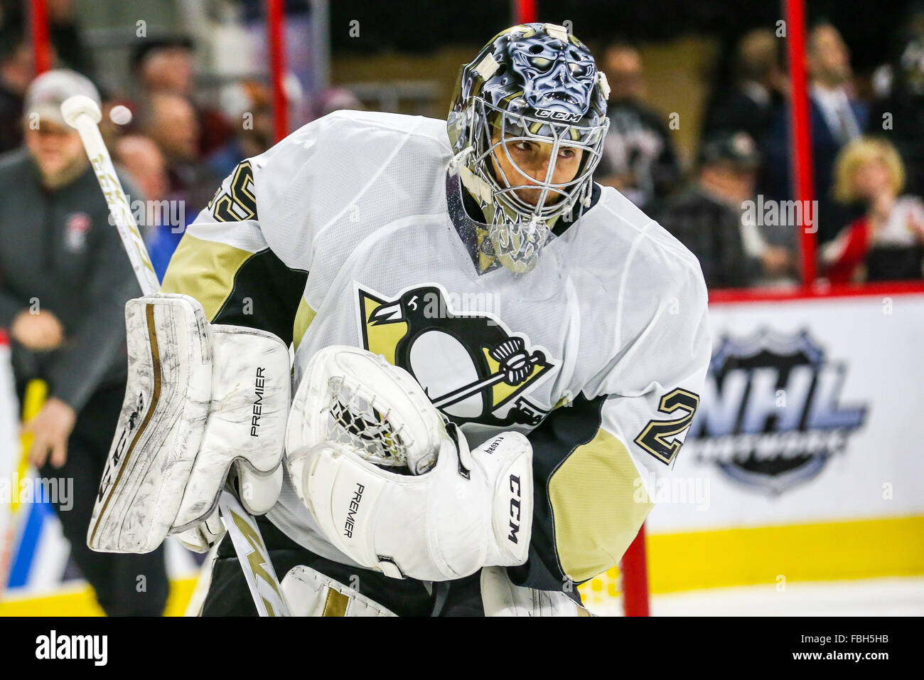 Pittsburgh penguins arena hi-res stock photography and images - Alamy