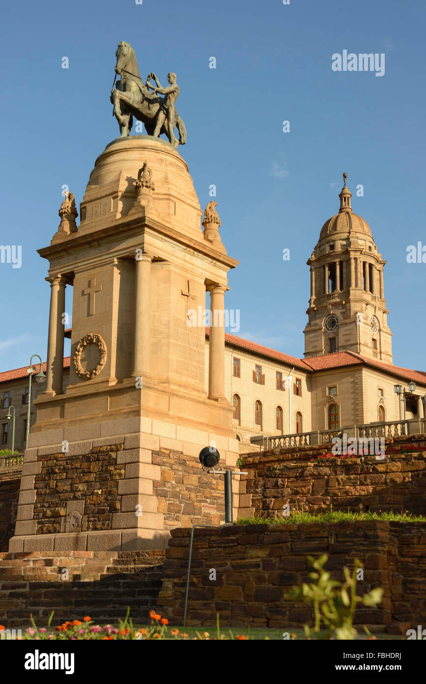 The Union Buildings from terraced gardens on Meintjieskop, Pretoria, City of Tshwane Municipality, Gauteng, South Africa Stock Photo
