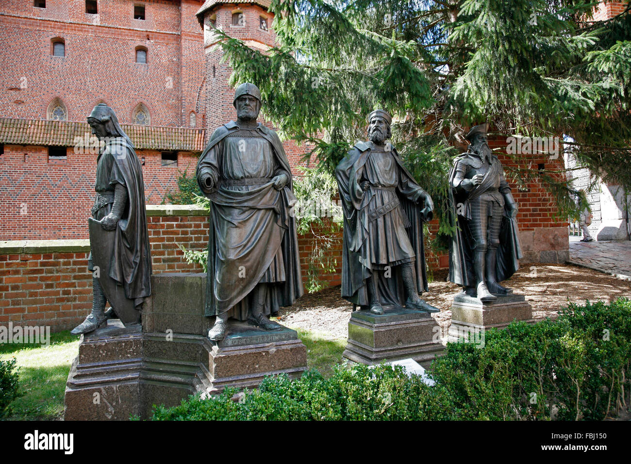 Poland, Pomerania, Malborski, Malbork, Malbork Castle, middle castle, statues Stock Photo