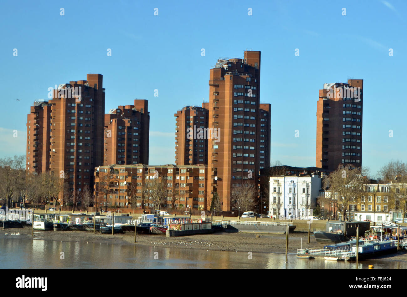 Worlds end estate london chelsea hires stock photography and images