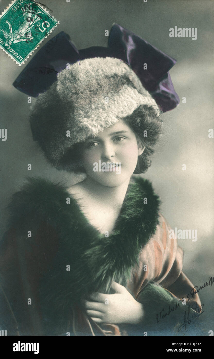 Postcard historical woman young hat hi-res stock photography and images ...