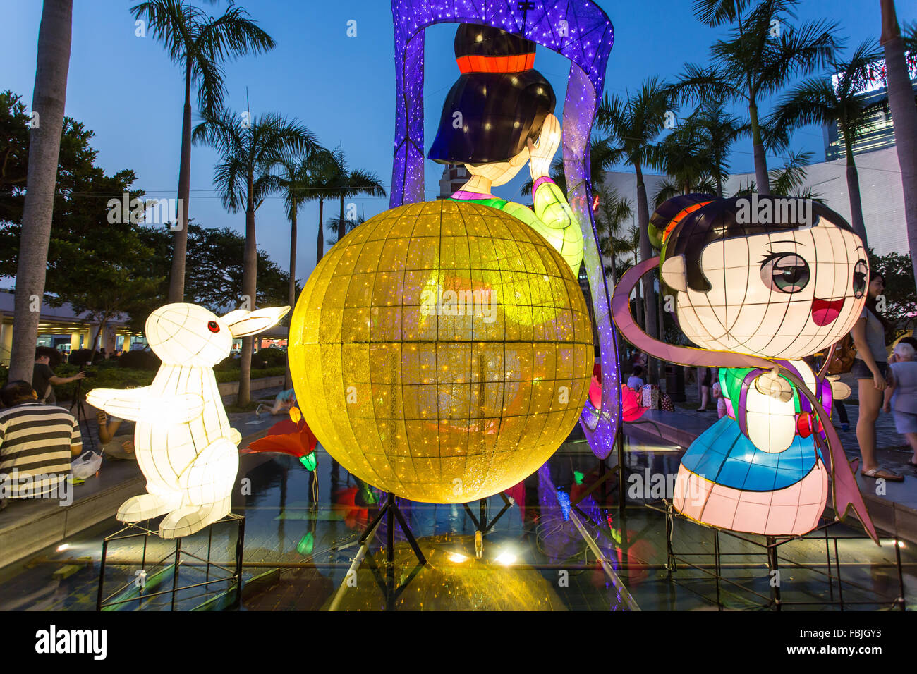 HONG KONG - SEP 19: Chinese lanterns light up to celebrate the mid ...