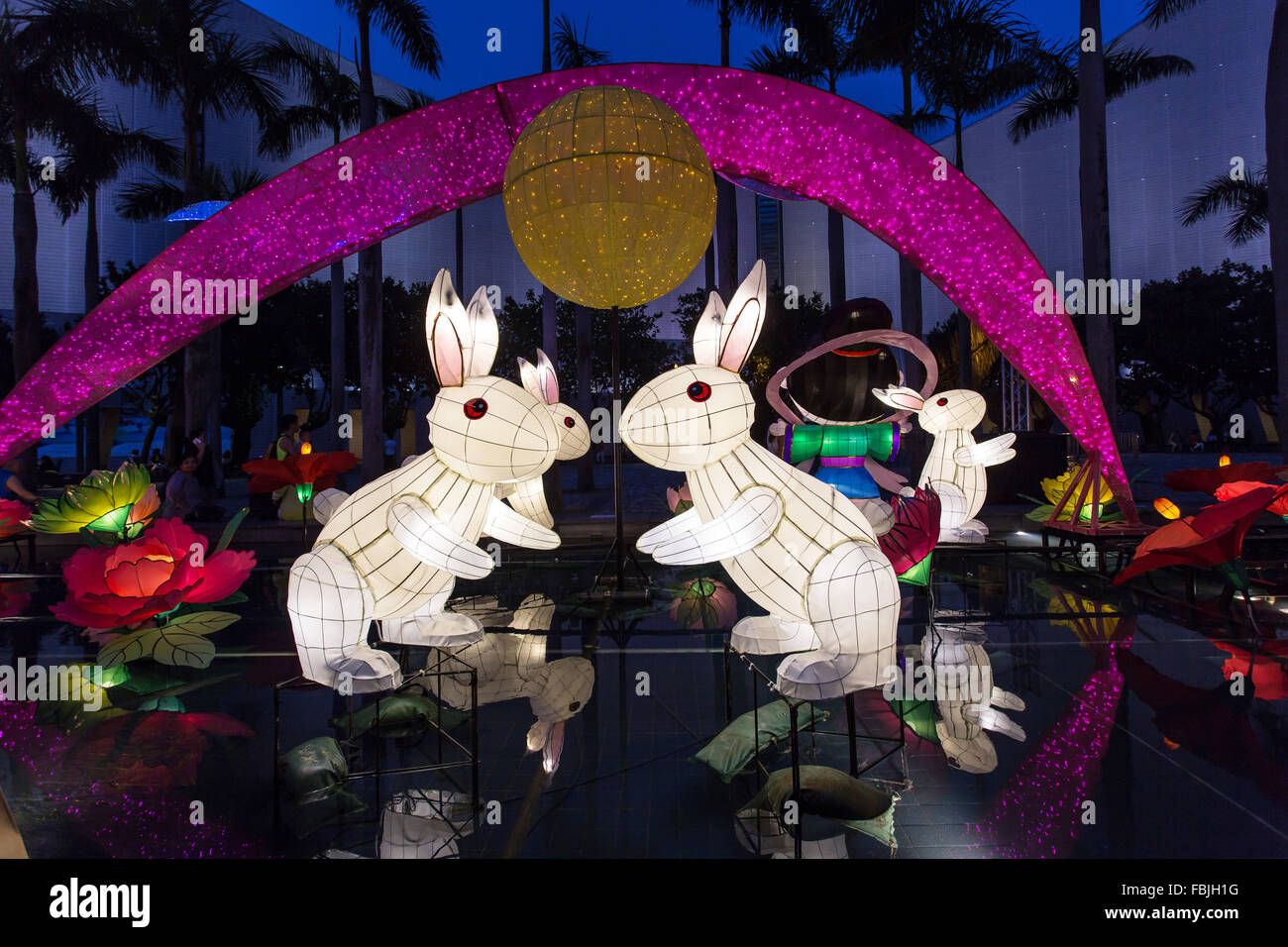 HONG KONG - SEP 19: Chinese lanterns light up to celebrate the mid ...