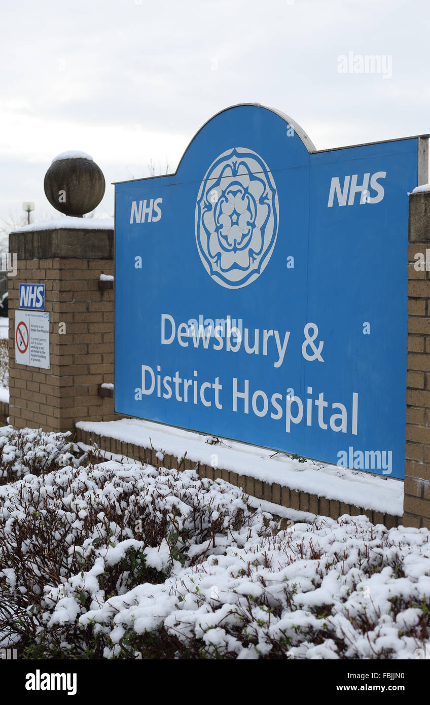Dewsbury and district hospital sign Stock Photo Alamy