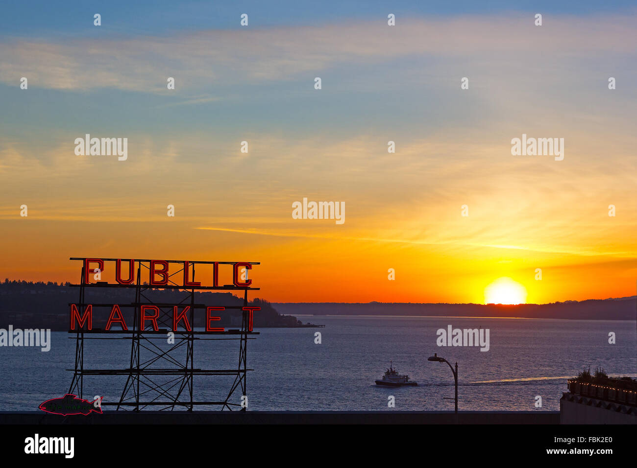 Spectacular sunset over Puget Sound photographed from the Pike Public Market in Seattle, USA Stock Photo