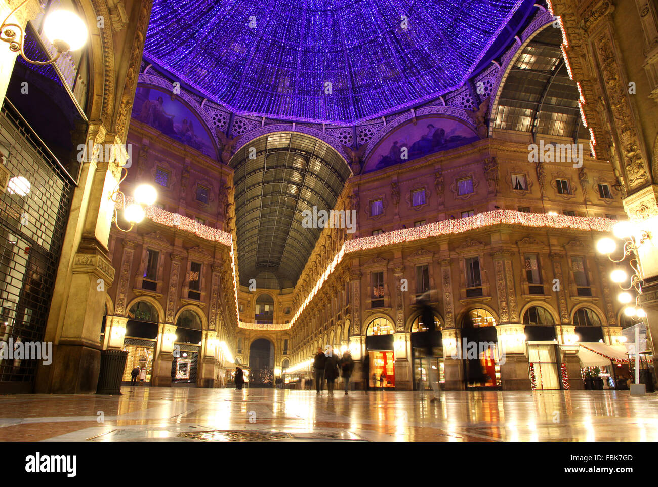 Galleria mall area hi-res stock photography and images - Alamy