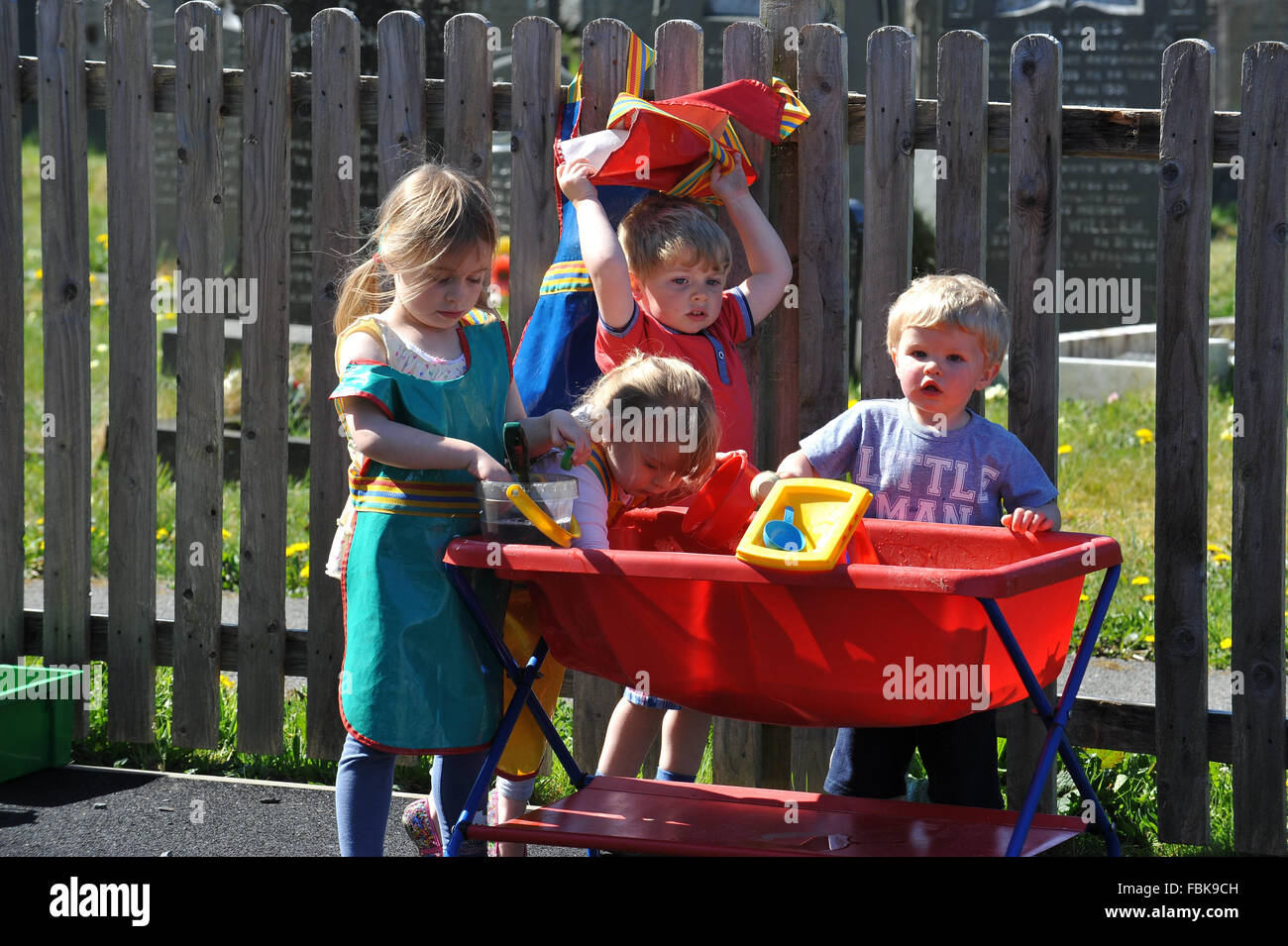 Having many children hi-res stock photography and images - Alamy