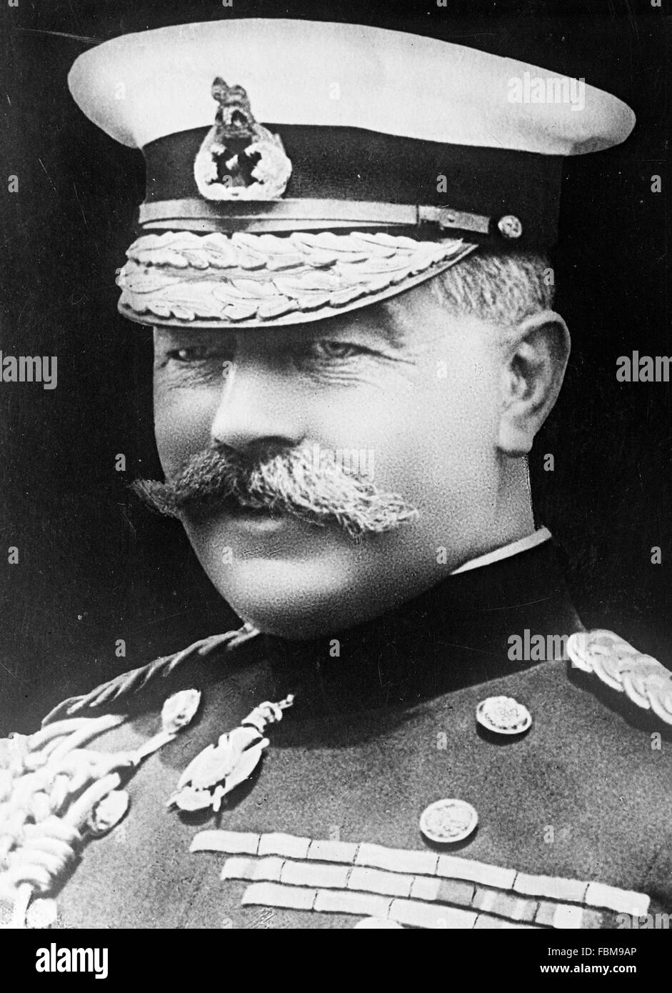 HORATIO HERBERT KITCHENER (1850-1916) as a British Field-Marshall in 1914 Stock Photo